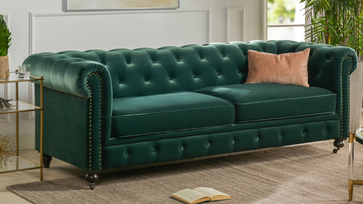 Chesterfield Sofas as Statement Pieces In Interior Design插图