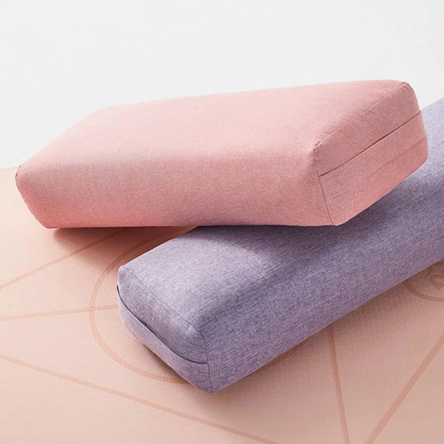 Bolster Pillows for Relaxation and Stress Relief: Techniques for Creating a Calming Atmosphere插图
