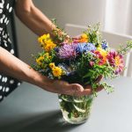 how to vase flowers