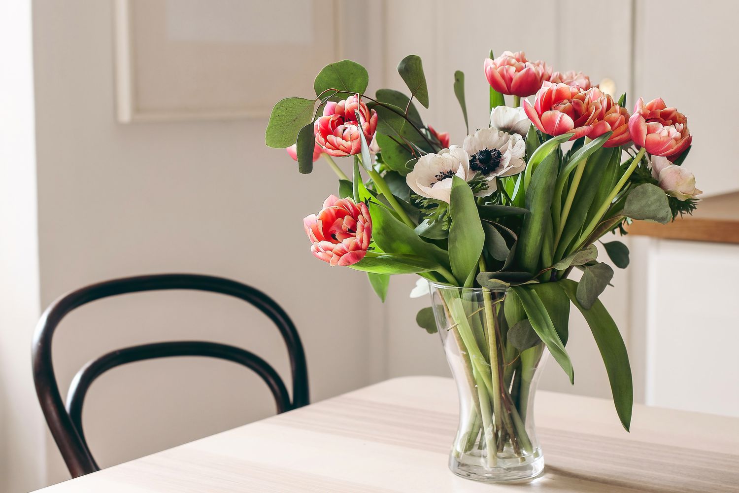 how to revive dying flowers in vase