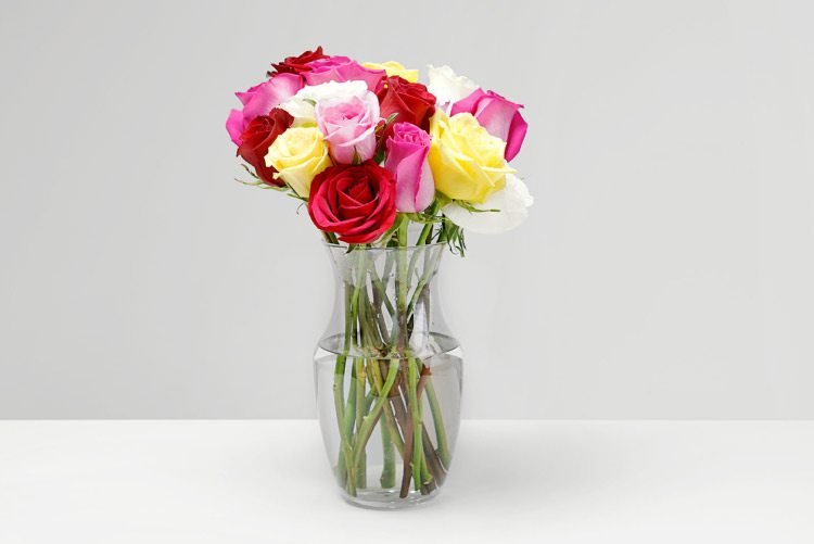 Transform Your Space: A Guide to Arranging Flowers in a Vase