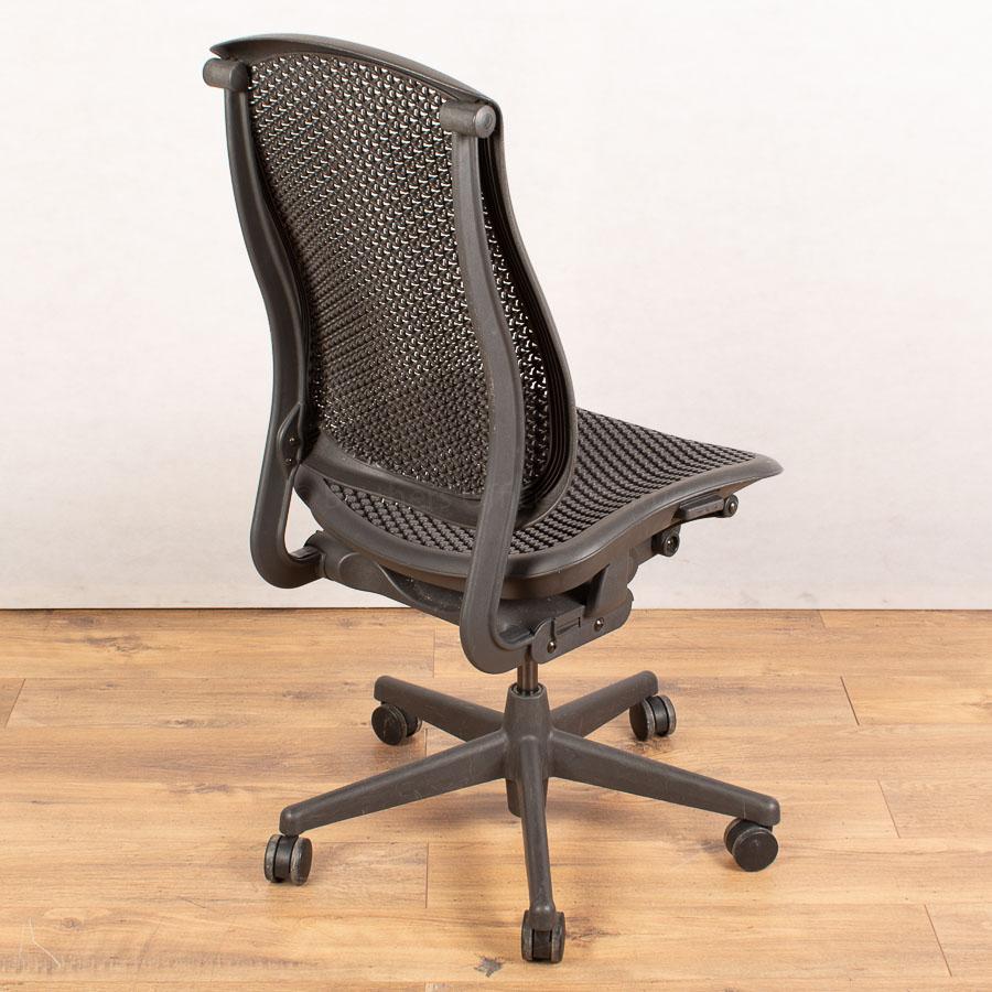 herman miller celle chair