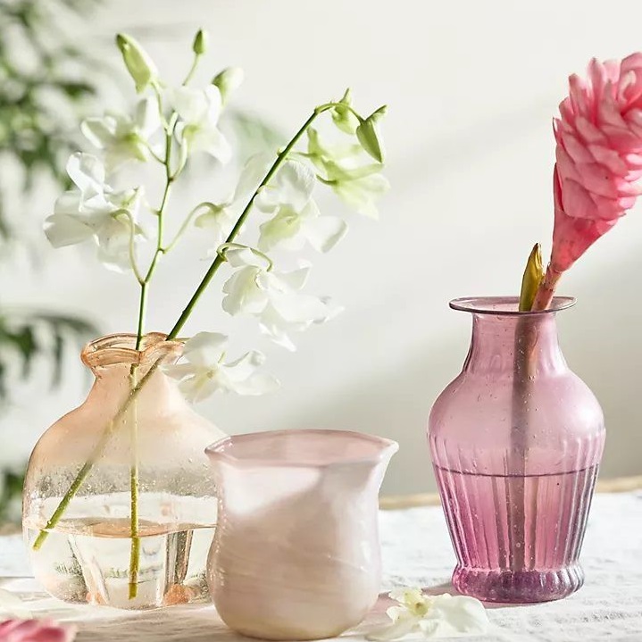Explore creative ideas on what to put in a vase