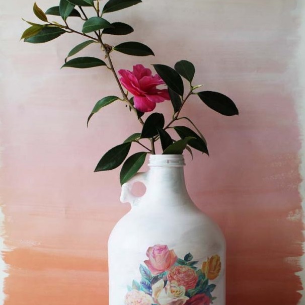 how to paint a vase