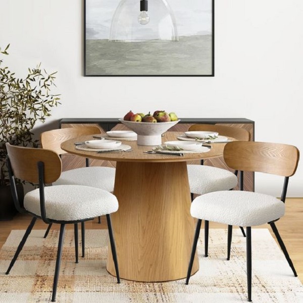 Discover if round dining tables are in fashion