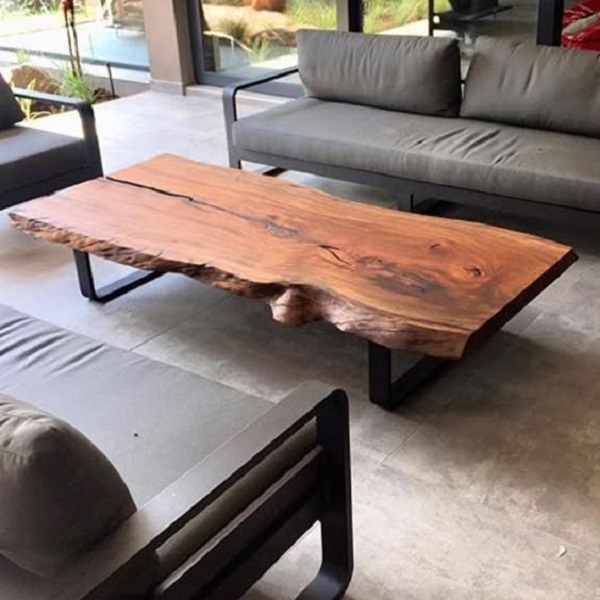 Learn easy steps to clean your wood table