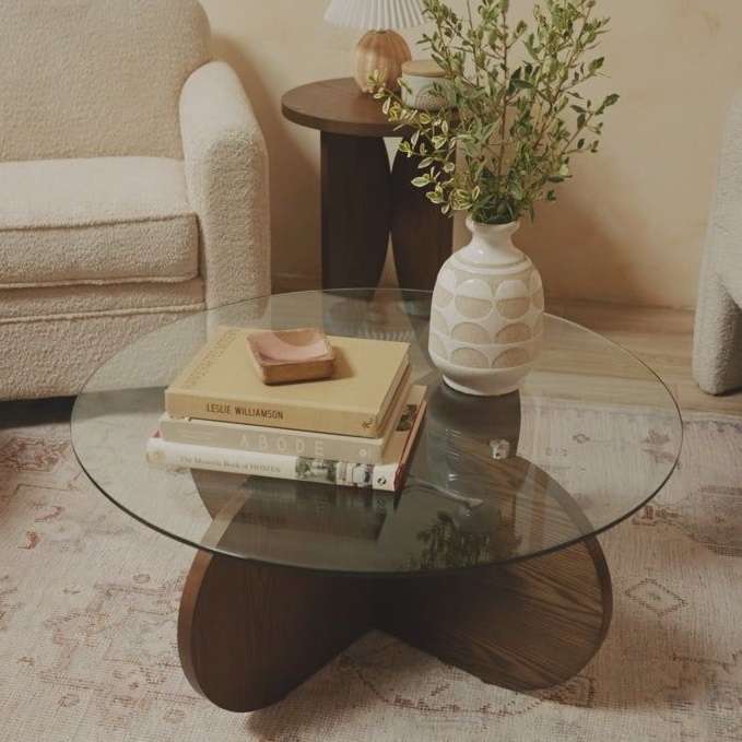  stylish ways to decorate your glass coffee table