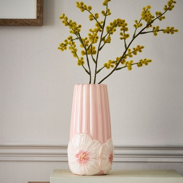 pink flower vase