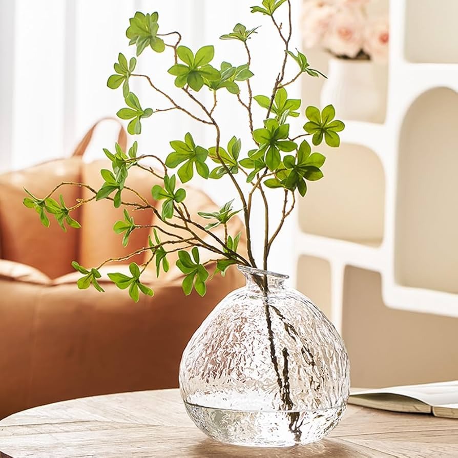 clear flower vase